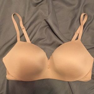 Victoria’s Secret Plunge Bra 36C